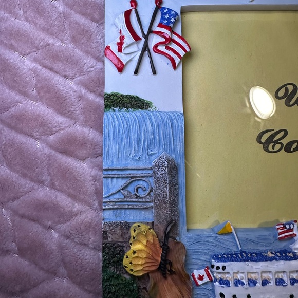 Picture frame - Picture 3 of 7